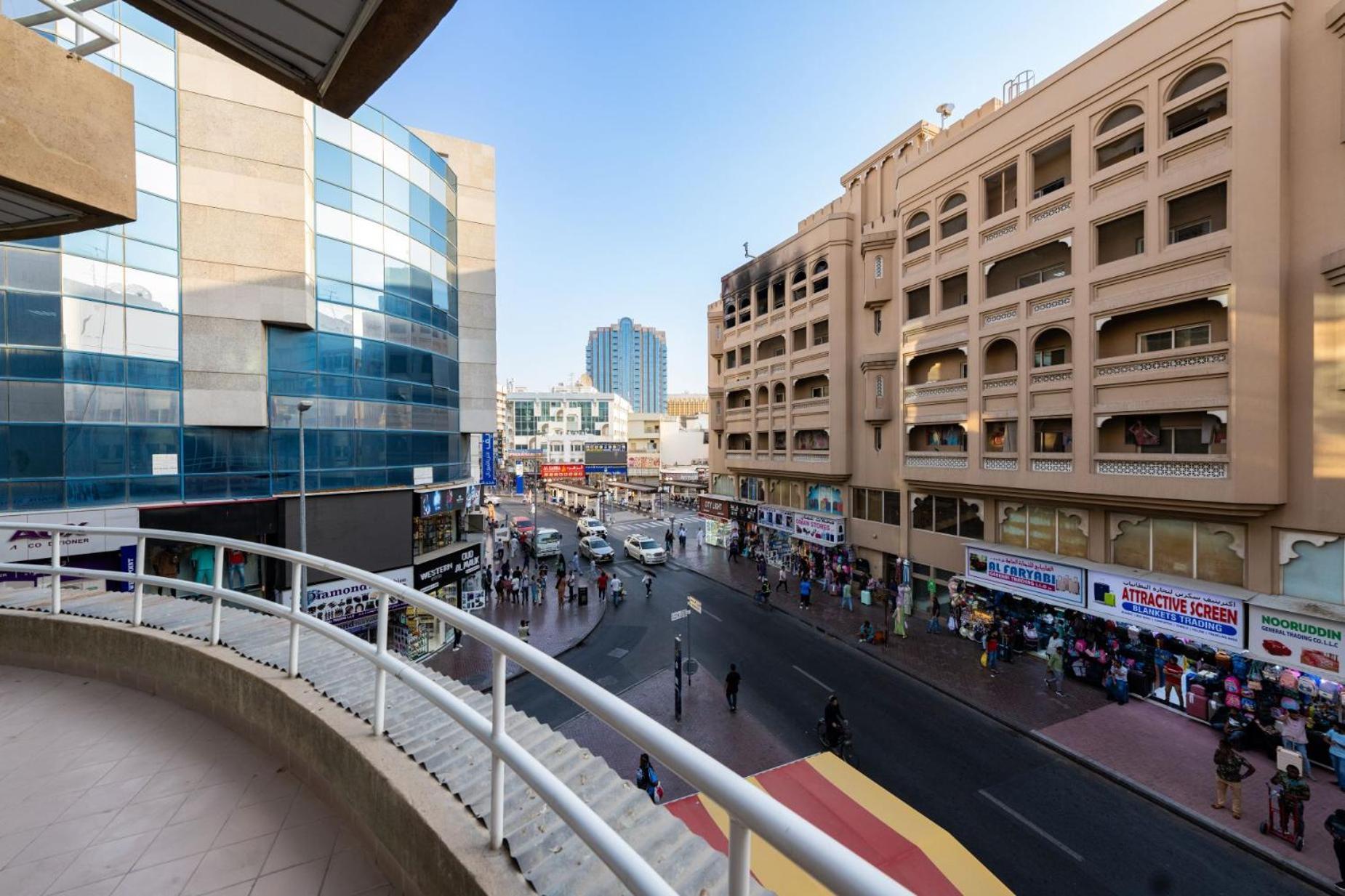 Tanha Hotel Dubai Exterior photo